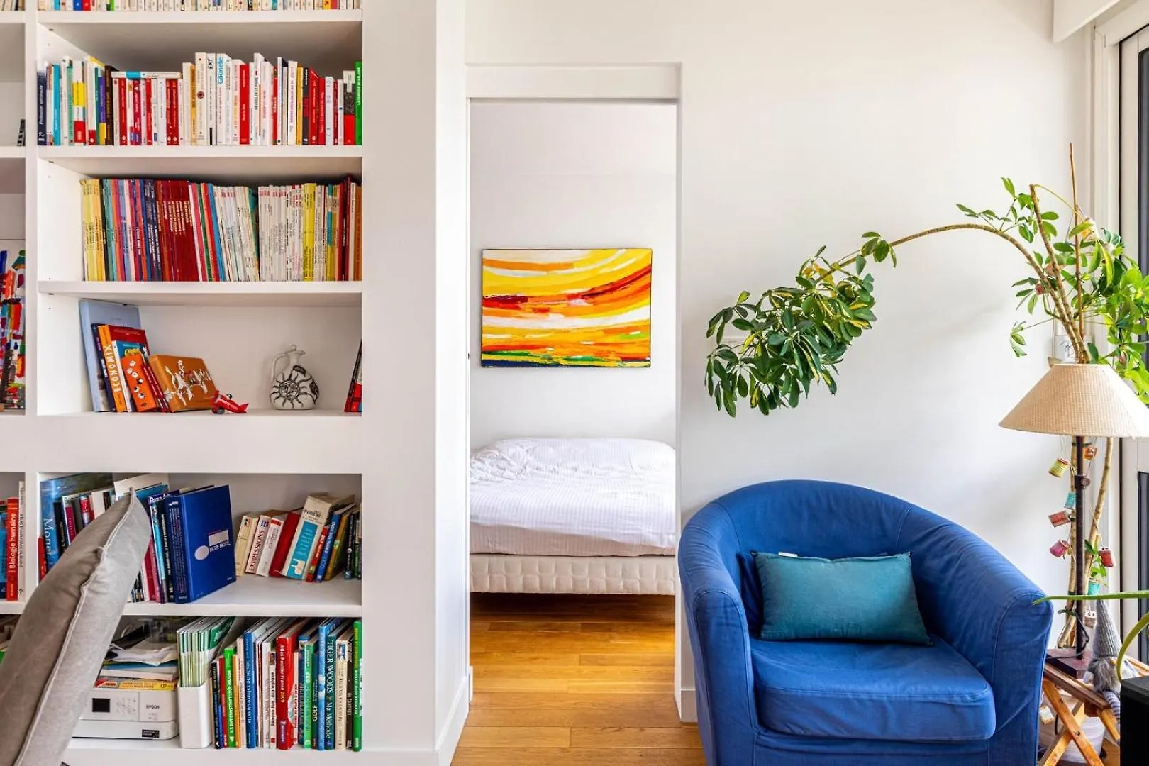 Guestready - Bright And Airy In The 18Th Apartment Paris