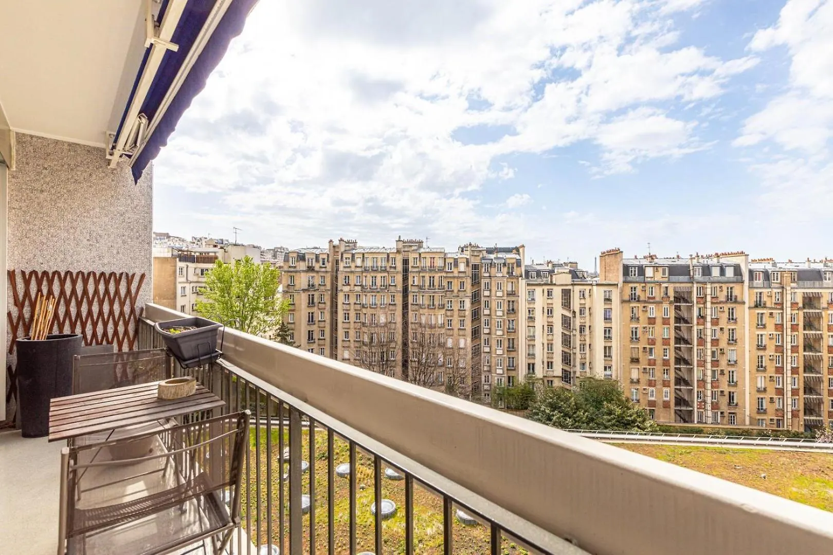 Guestready - Bright And Airy In The 18Th Apartment Paris 0*,